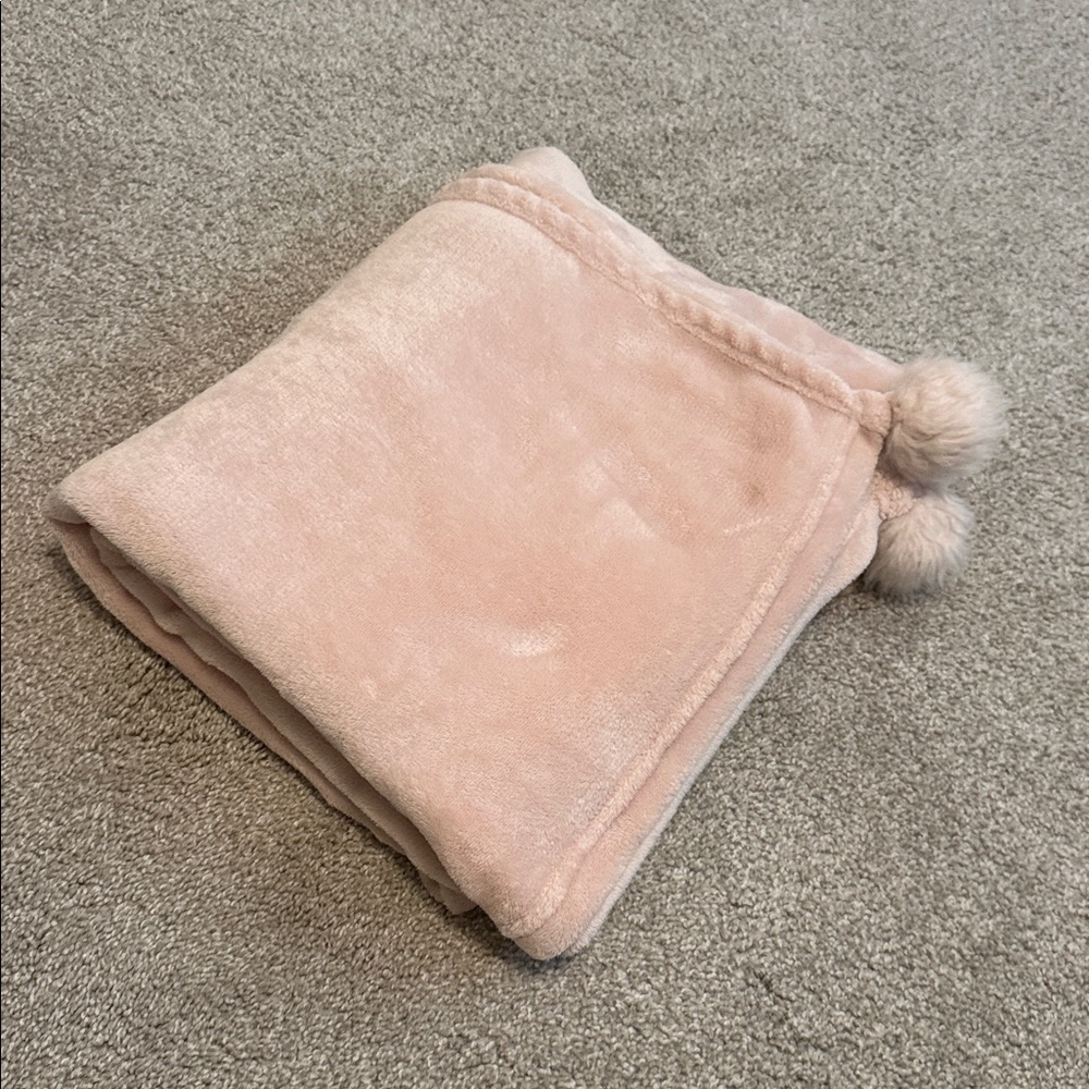 Opalhouse Blush Pink Plush Throw